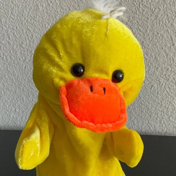 🫶🏼New Duck Animal Hand Puppet. Perfect for Boy or Girl - Picture 6 of 7